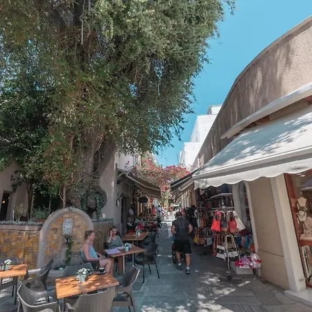 Old Town Comfort By Irini Lejlighed *